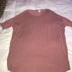 Comfy blush lularoe shirt
